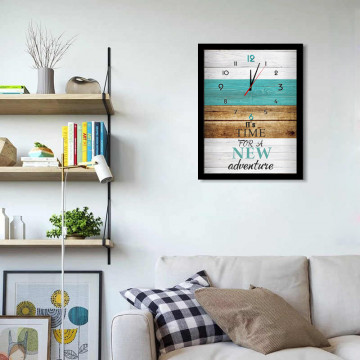 Часы настенные в чёрной раме 38