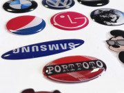 Наклейки с 3d эффектом